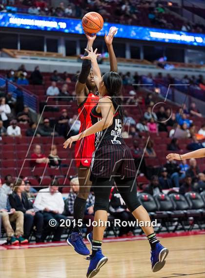 Thumbnail 2 in 2015 McDonald's All American Girls Game photogallery.
