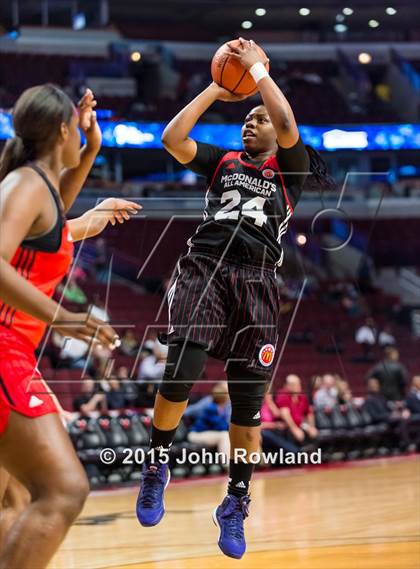 Thumbnail 3 in 2015 McDonald's All American Girls Game photogallery.