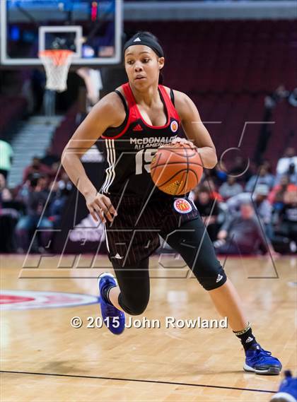 Thumbnail 1 in 2015 McDonald's All American Girls Game photogallery.