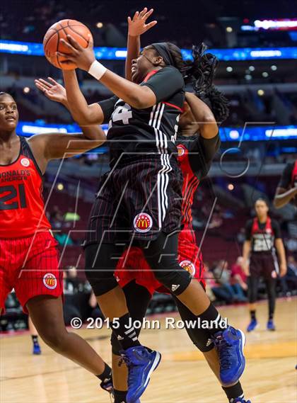 Thumbnail 2 in 2015 McDonald's All American Girls Game photogallery.