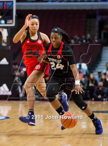 Thumbnail 3 in 2015 McDonald's All American Girls Game photogallery.