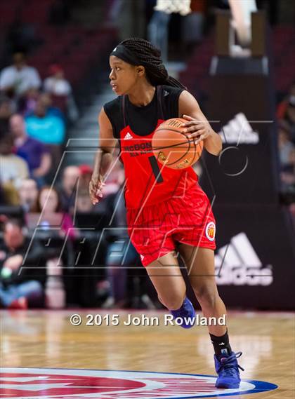 Thumbnail 3 in 2015 McDonald's All American Girls Game photogallery.