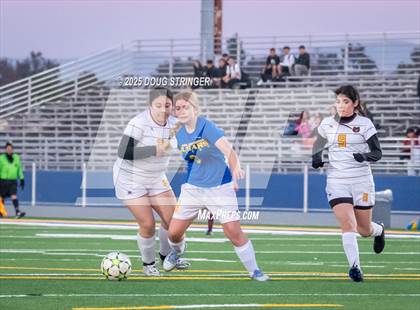 Thumbnail 3 in JV: San Lorenzo @ Newark Memorial photogallery.