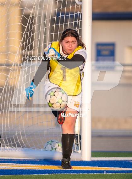Thumbnail 3 in JV: San Lorenzo @ Newark Memorial photogallery.