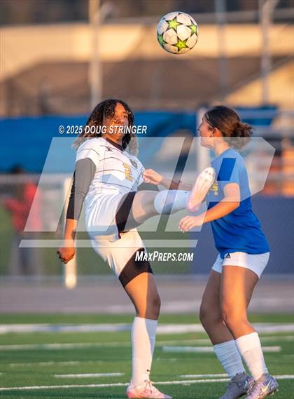 Thumbnail 3 in JV: San Lorenzo @ Newark Memorial photogallery.