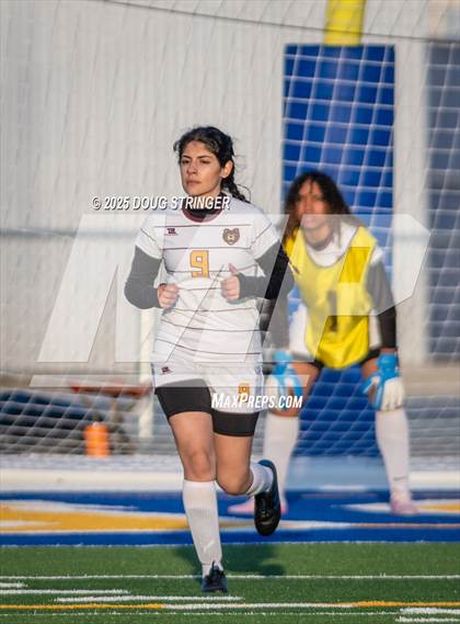 Thumbnail 3 in JV: San Lorenzo @ Newark Memorial photogallery.