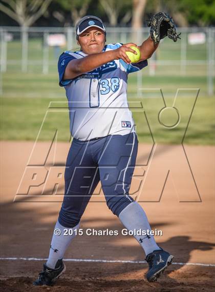 Thumbnail 3 in Agoura vs. Saugus photogallery.