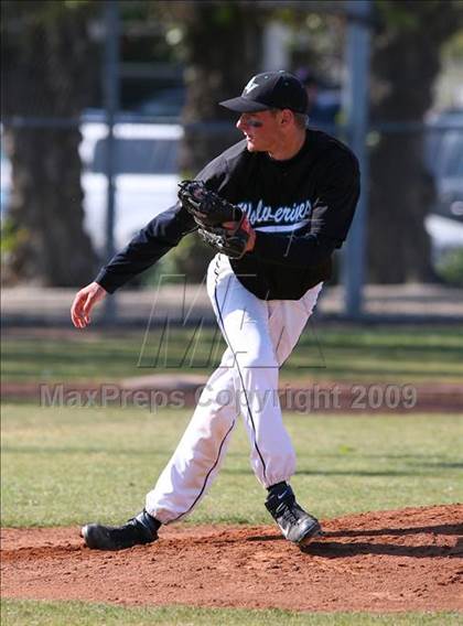 Thumbnail 2 in Deer Valley vs. Antioch (Righetti Spring Classic Tournament) photogallery.