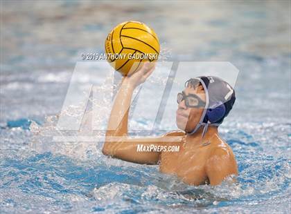 Thumbnail 3 in Chicago Mount Carmel vs Jones-Payton (6th Annual Windy City Classic) photogallery.