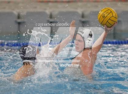 Thumbnail 1 in Chicago Mount Carmel vs Jones-Payton (6th Annual Windy City Classic) photogallery.