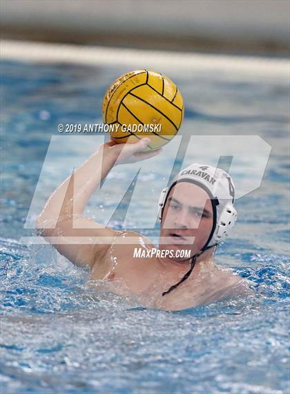 Thumbnail 2 in Chicago Mount Carmel vs Jones-Payton (6th Annual Windy City Classic) photogallery.