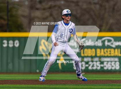 Thumbnail 1 in Hallsville vs. Decatur (Longview Lobo Invitational) photogallery.