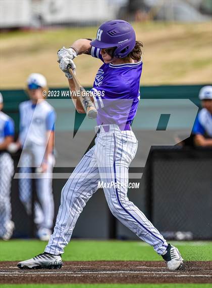 Thumbnail 2 in Hallsville vs. Decatur (Longview Lobo Invitational) photogallery.