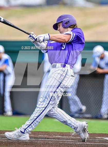 Thumbnail 3 in Hallsville vs. Decatur (Longview Lobo Invitational) photogallery.