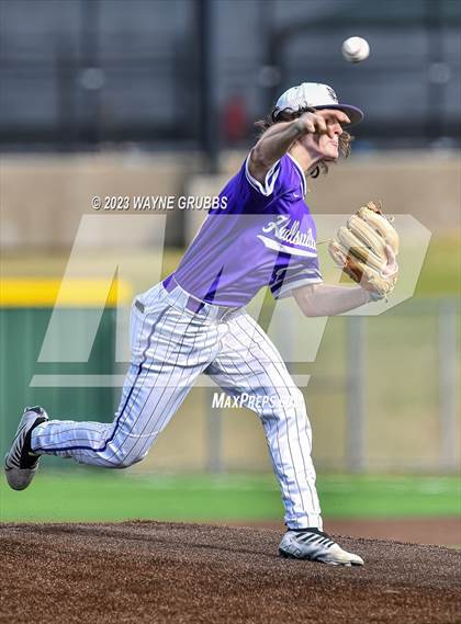 Thumbnail 2 in Hallsville vs. Decatur (Longview Lobo Invitational) photogallery.