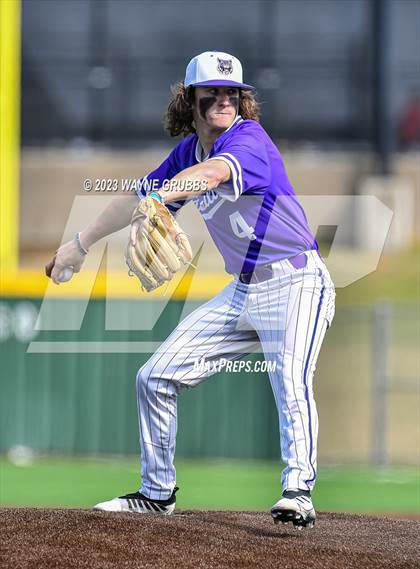 Thumbnail 2 in Hallsville vs. Decatur (Longview Lobo Invitational) photogallery.