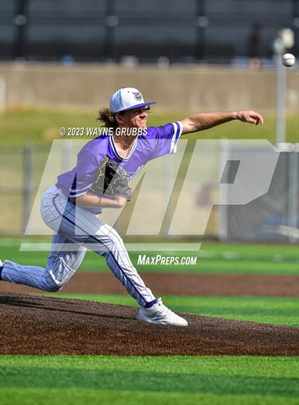 Thumbnail 3 in Hallsville vs. Decatur (Longview Lobo Invitational) photogallery.