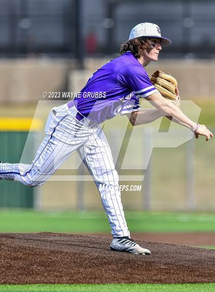 Thumbnail 3 in Hallsville vs. Decatur (Longview Lobo Invitational) photogallery.