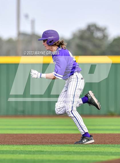 Thumbnail 1 in Hallsville vs. Decatur (Longview Lobo Invitational) photogallery.