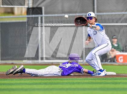 Thumbnail 2 in Hallsville vs. Decatur (Longview Lobo Invitational) photogallery.