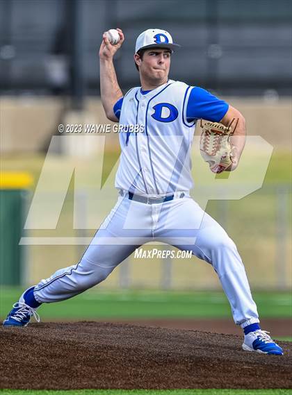 Thumbnail 3 in Hallsville vs. Decatur (Longview Lobo Invitational) photogallery.