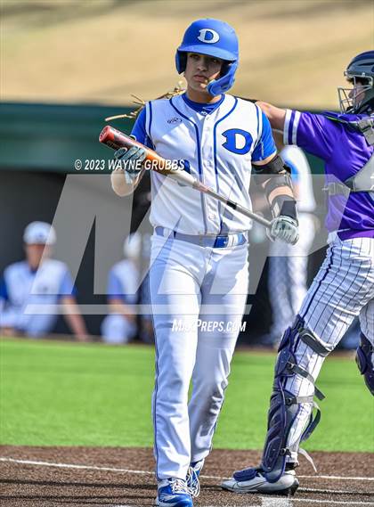 Thumbnail 2 in Hallsville vs. Decatur (Longview Lobo Invitational) photogallery.