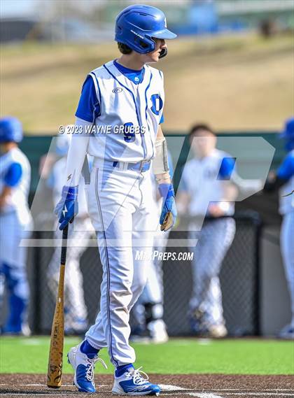 Thumbnail 3 in Hallsville vs. Decatur (Longview Lobo Invitational) photogallery.