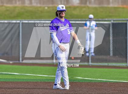 Thumbnail 1 in Hallsville vs. Decatur (Longview Lobo Invitational) photogallery.