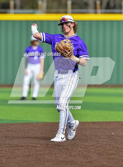 Thumbnail 2 in Hallsville vs. Decatur (Longview Lobo Invitational) photogallery.