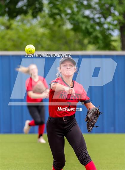 Thumbnail 3 in Tyler Legacy @ Sachse (UIL 6A Bi-District Playoff) photogallery.
