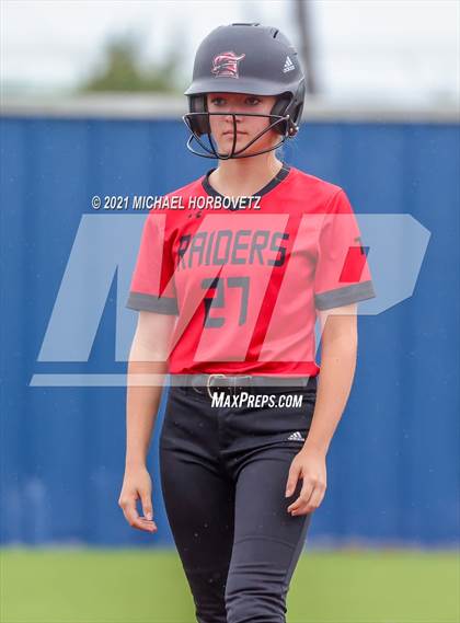 Thumbnail 1 in Tyler Legacy @ Sachse (UIL 6A Bi-District Playoff) photogallery.