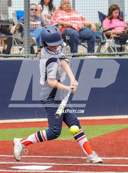 Thumbnail 2 in Tyler Legacy @ Sachse (UIL 6A Bi-District Playoff) photogallery.