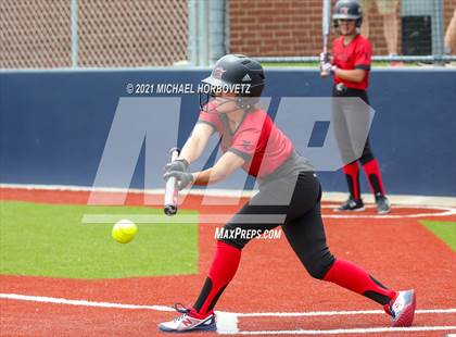 Thumbnail 1 in Tyler Legacy @ Sachse (UIL 6A Bi-District Playoff) photogallery.