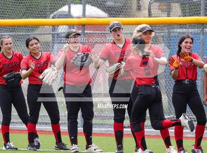 Thumbnail 3 in Tyler Legacy @ Sachse (UIL 6A Bi-District Playoff) photogallery.