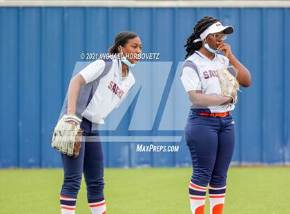 Thumbnail 2 in Tyler Legacy @ Sachse (UIL 6A Bi-District Playoff) photogallery.