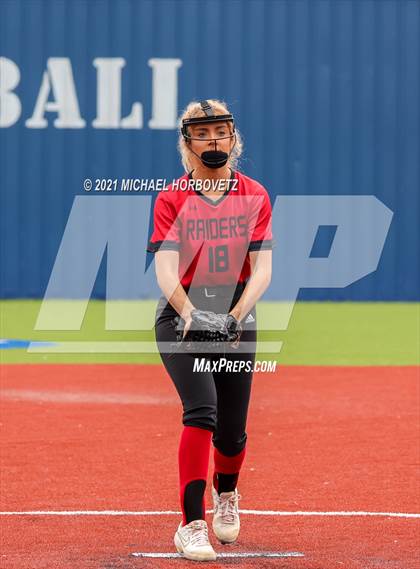 Thumbnail 3 in Tyler Legacy @ Sachse (UIL 6A Bi-District Playoff) photogallery.