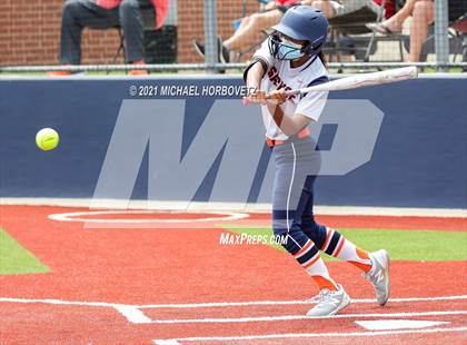 Thumbnail 2 in Tyler Legacy @ Sachse (UIL 6A Bi-District Playoff) photogallery.