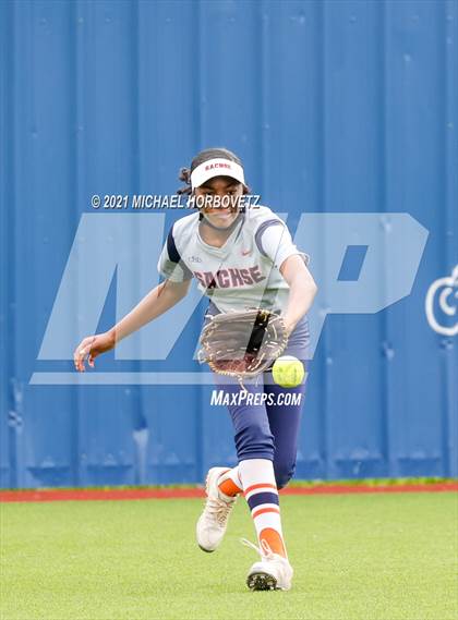 Thumbnail 3 in Tyler Legacy @ Sachse (UIL 6A Bi-District Playoff) photogallery.