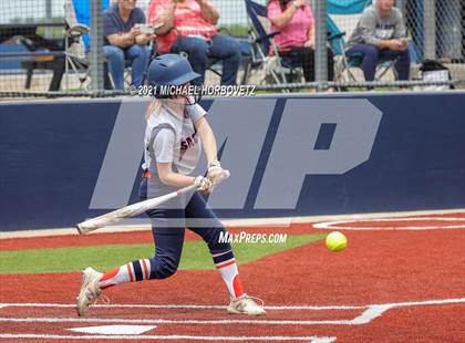 Thumbnail 1 in Tyler Legacy @ Sachse (UIL 6A Bi-District Playoff) photogallery.