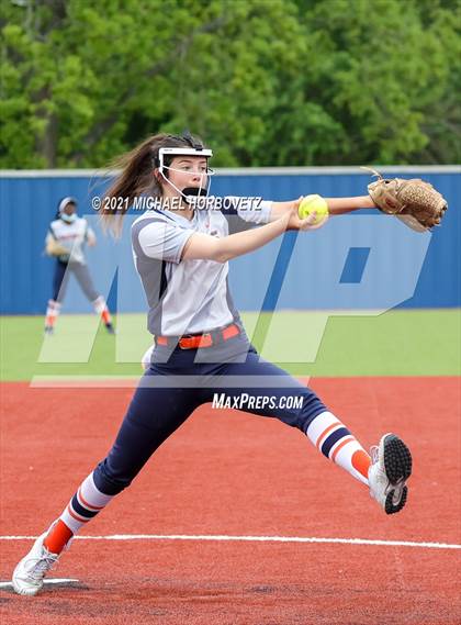 Thumbnail 2 in Tyler Legacy @ Sachse (UIL 6A Bi-District Playoff) photogallery.