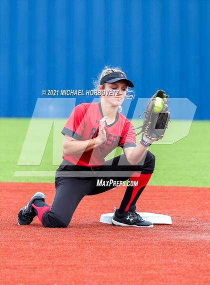 Thumbnail 1 in Tyler Legacy @ Sachse (UIL 6A Bi-District Playoff) photogallery.