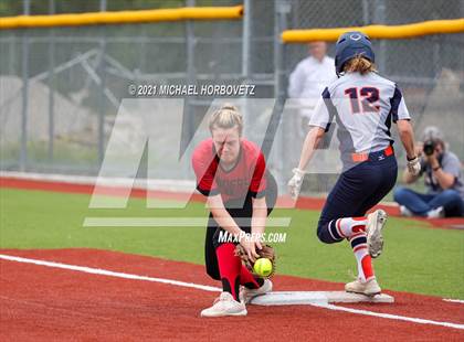 Thumbnail 3 in Tyler Legacy @ Sachse (UIL 6A Bi-District Playoff) photogallery.