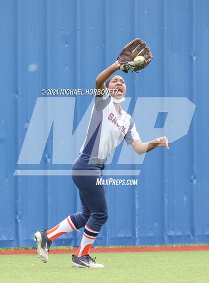 Thumbnail 1 in Tyler Legacy @ Sachse (UIL 6A Bi-District Playoff) photogallery.