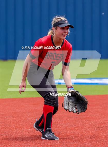 Thumbnail 1 in Tyler Legacy @ Sachse (UIL 6A Bi-District Playoff) photogallery.