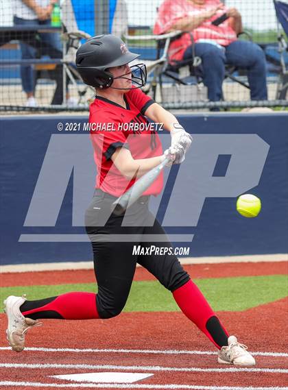 Thumbnail 1 in Tyler Legacy @ Sachse (UIL 6A Bi-District Playoff) photogallery.