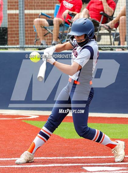 Thumbnail 3 in Tyler Legacy @ Sachse (UIL 6A Bi-District Playoff) photogallery.