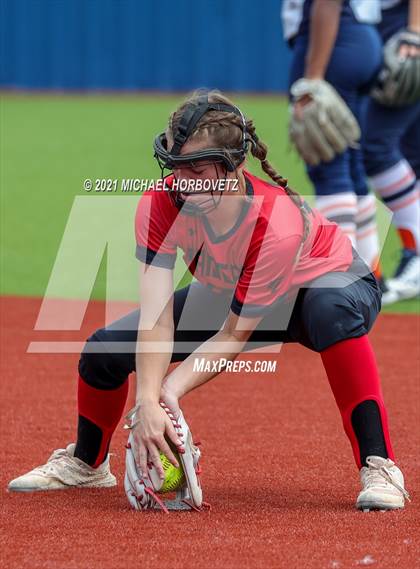 Thumbnail 1 in Tyler Legacy @ Sachse (UIL 6A Bi-District Playoff) photogallery.