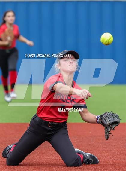 Thumbnail 2 in Tyler Legacy @ Sachse (UIL 6A Bi-District Playoff) photogallery.