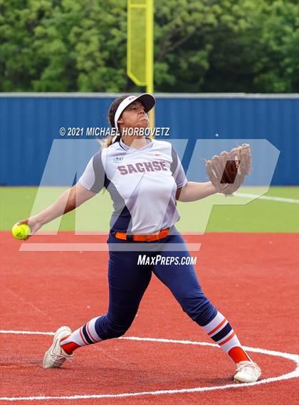 Thumbnail 2 in Tyler Legacy @ Sachse (UIL 6A Bi-District Playoff) photogallery.