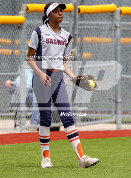 Thumbnail 2 in Tyler Legacy @ Sachse (UIL 6A Bi-District Playoff) photogallery.